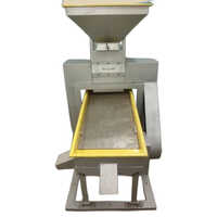 Supari Cutter Cum Sifter Machine