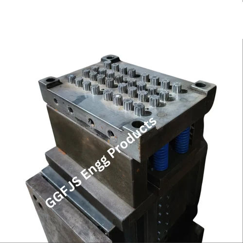 Plastic Cap Mould - Metal Mould with Plastic Injection , Silver Finish for Industrial Use in Various Sizes