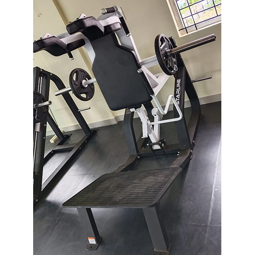 V Squat Machine