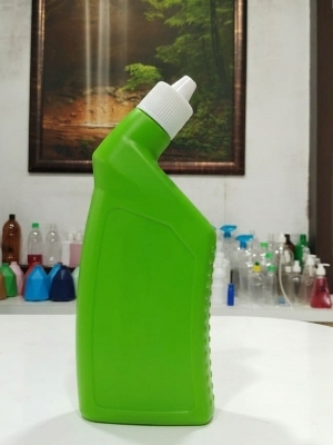 HDPE Toilet Cleaner Bottle - HDPE Material, Various Sizes Available, Elegant Blue Color - Ergonomic Design for Easy Handling & Warranty Included