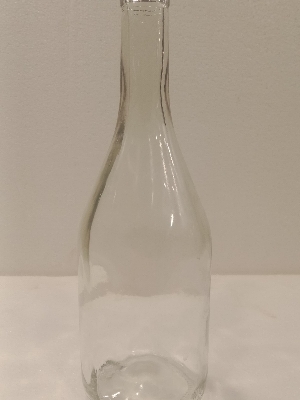 700 ml glass liqu-or bottles