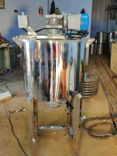 Liquid Mixing Machine