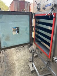 ss  Vacuum Tray Dryer