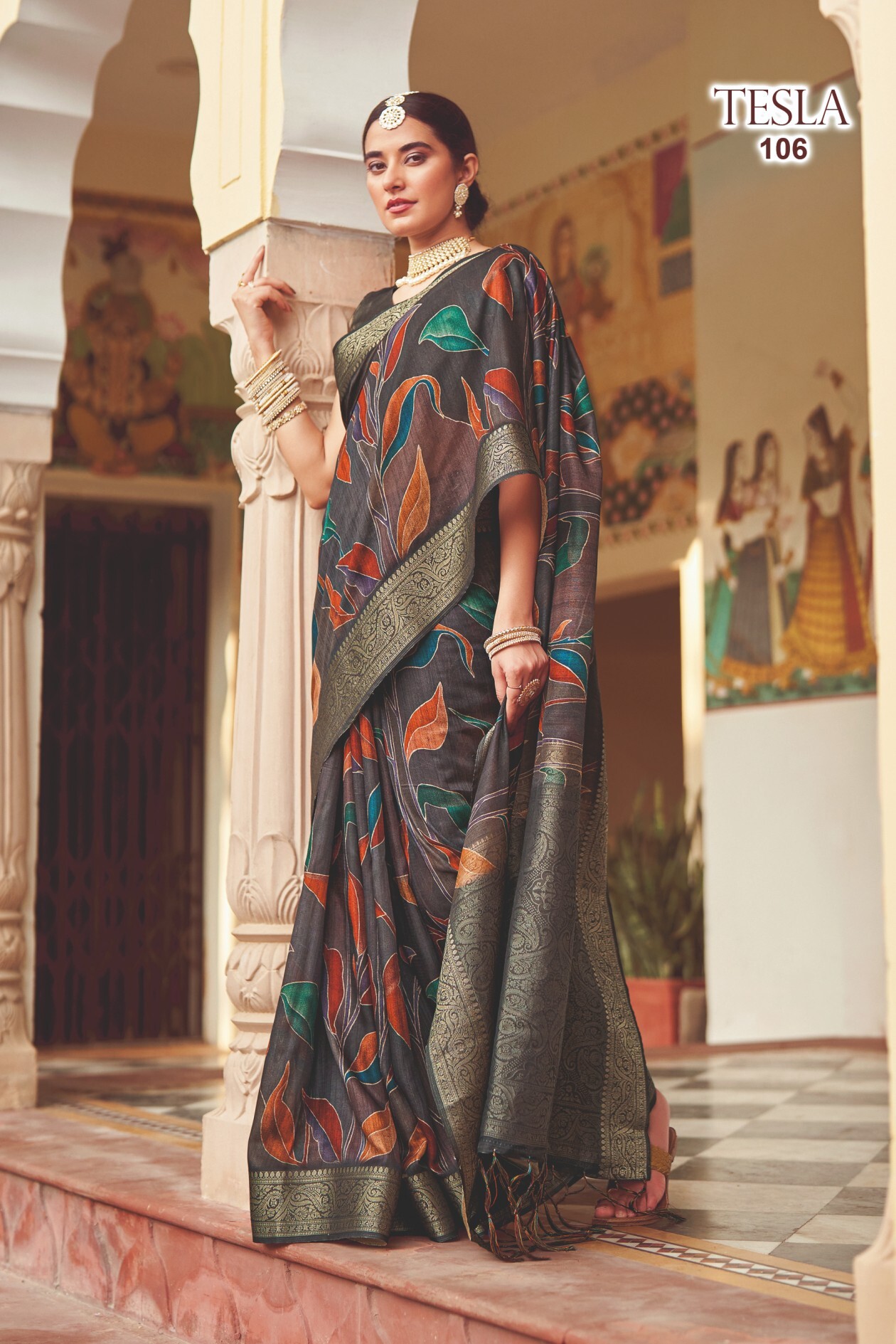 Weaving Border Saree