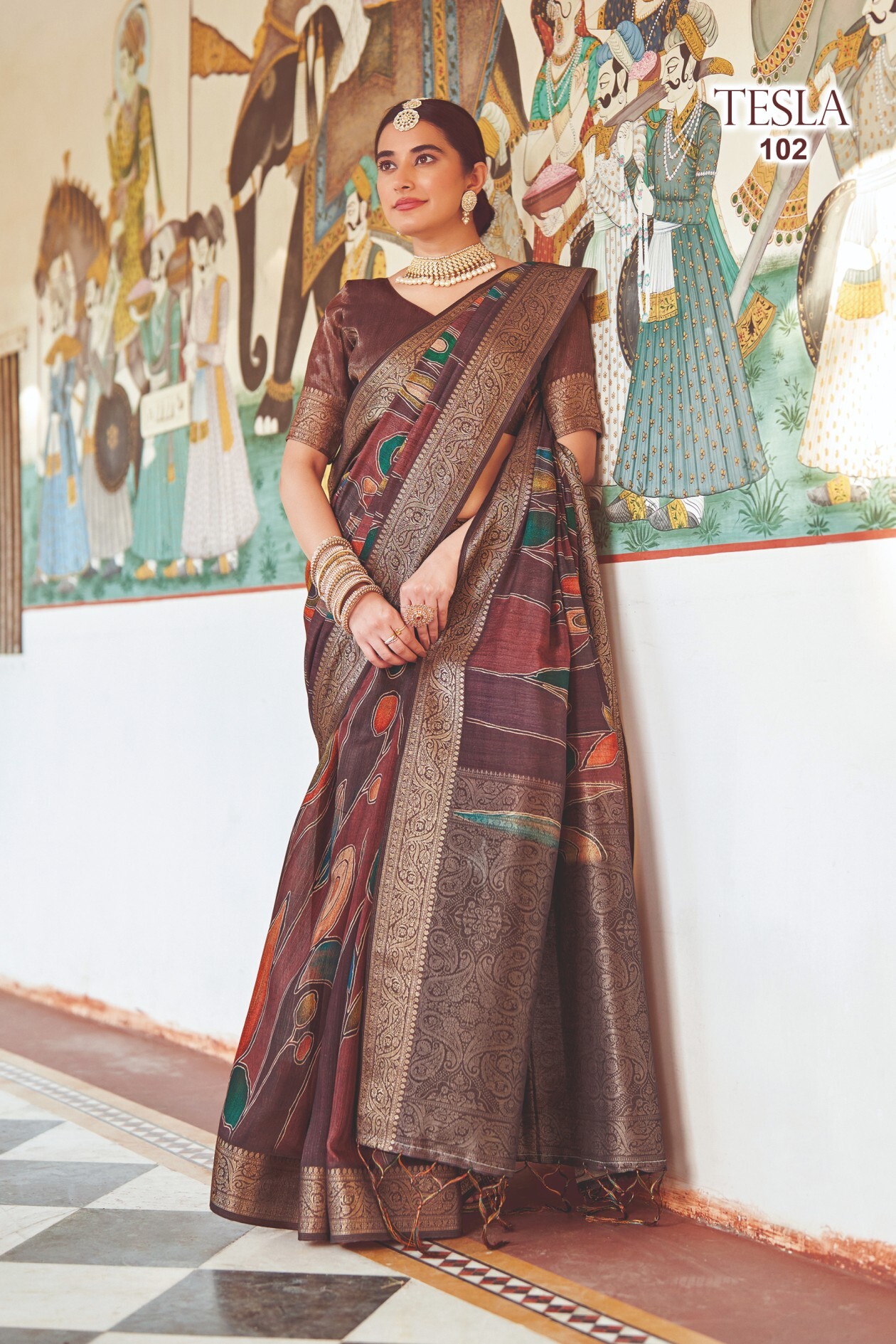 Weaving Border Saree