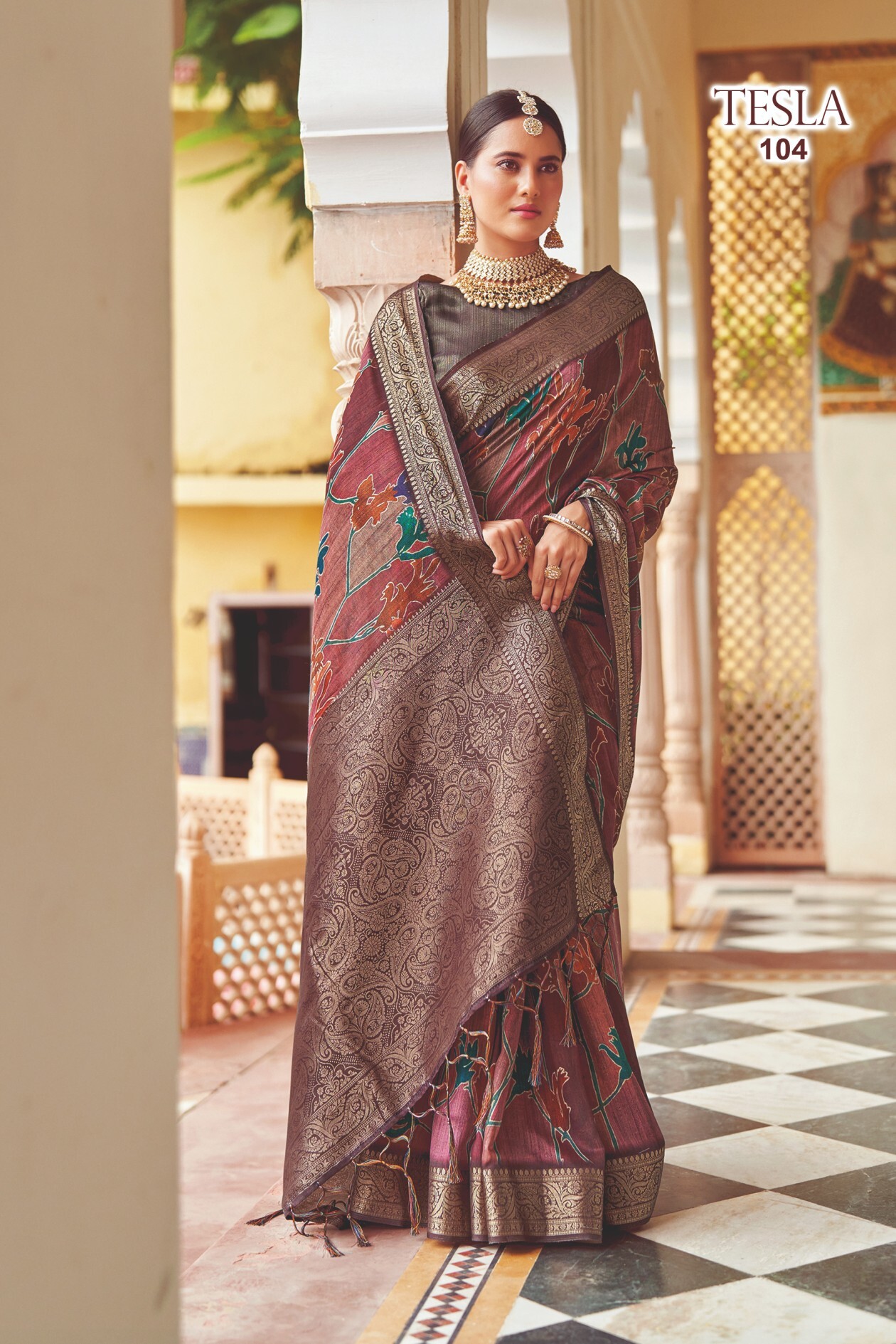 Weaving Border Saree