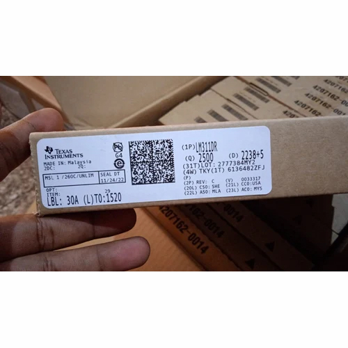 LM311dr Analog Comparators Differential W-Strob