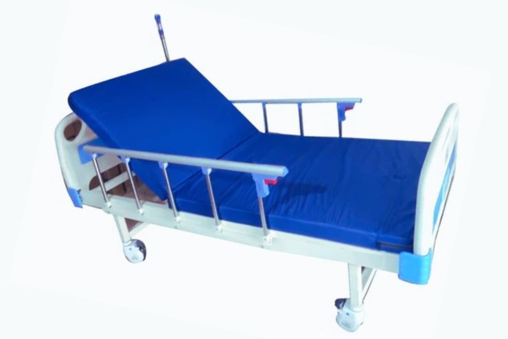 HOSPITAL FOWLER BED Overall approx. size: 2000L x 900W x 600H mm