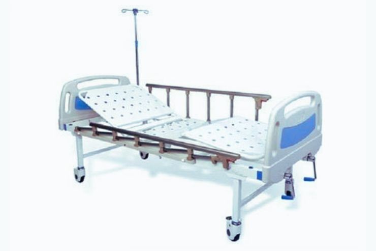 HOSPITAL FOWLER BED Overall approx. size: 2000L x 900W x 600H mm