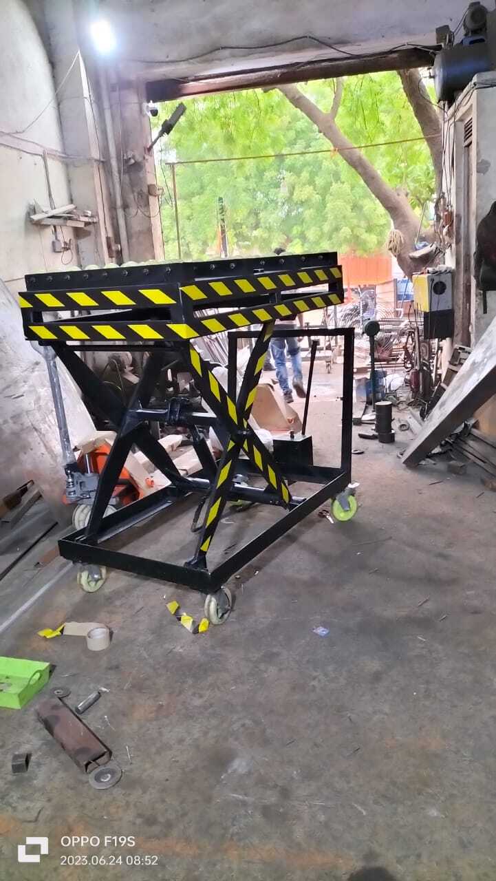 Manual Battery Electric Operated Scissor Lift