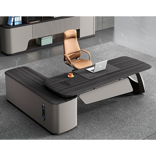 PF-RG- T04 Executive Table