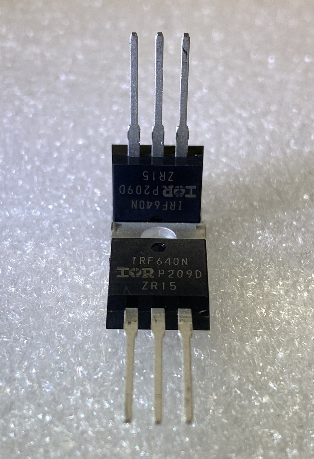 Irf640n Electrical Mosfet - Color: Black