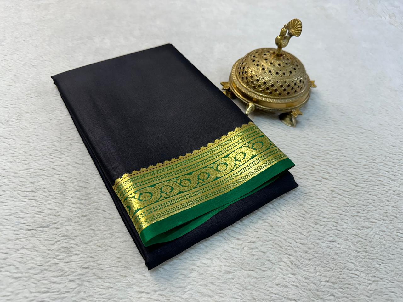Heavy Silk Saree - Pure Crepe Mysore Silk, 120gsm Thickness, Gold Weaving Peacock Border, Elegant Contrast Blouse, Chit Pallu, Dry Clean Only