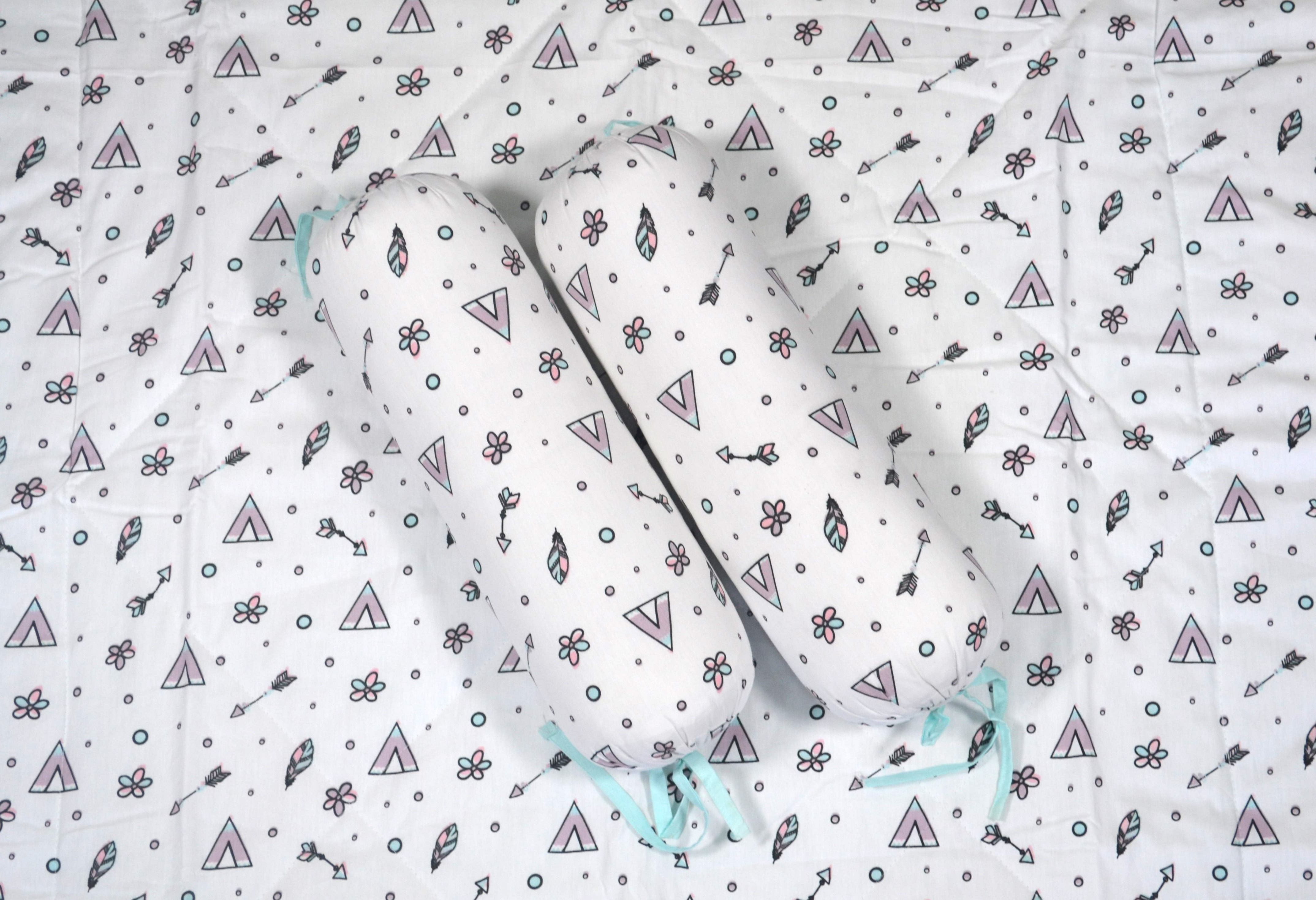 Baby New Born Cotton Quilts With Bolsters - Color: White Print