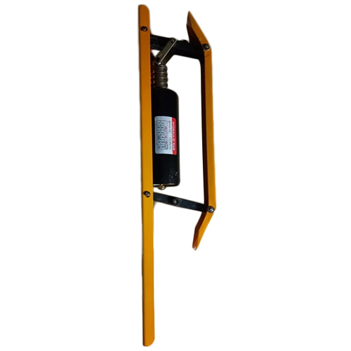 Elevator Hydraulic Ram - Durable Industrial Tool, Various Sizes & Heights in Brown | Smooth & Efficient Lifting for Heavy Loads