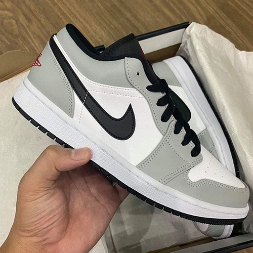 Jordan Retro 1 Low Smoke Grey Color Shoes - Heel Size: Medium