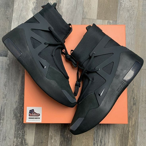 Air Fear Of God Triple Black Color Sneakers - Heel Size: Medium