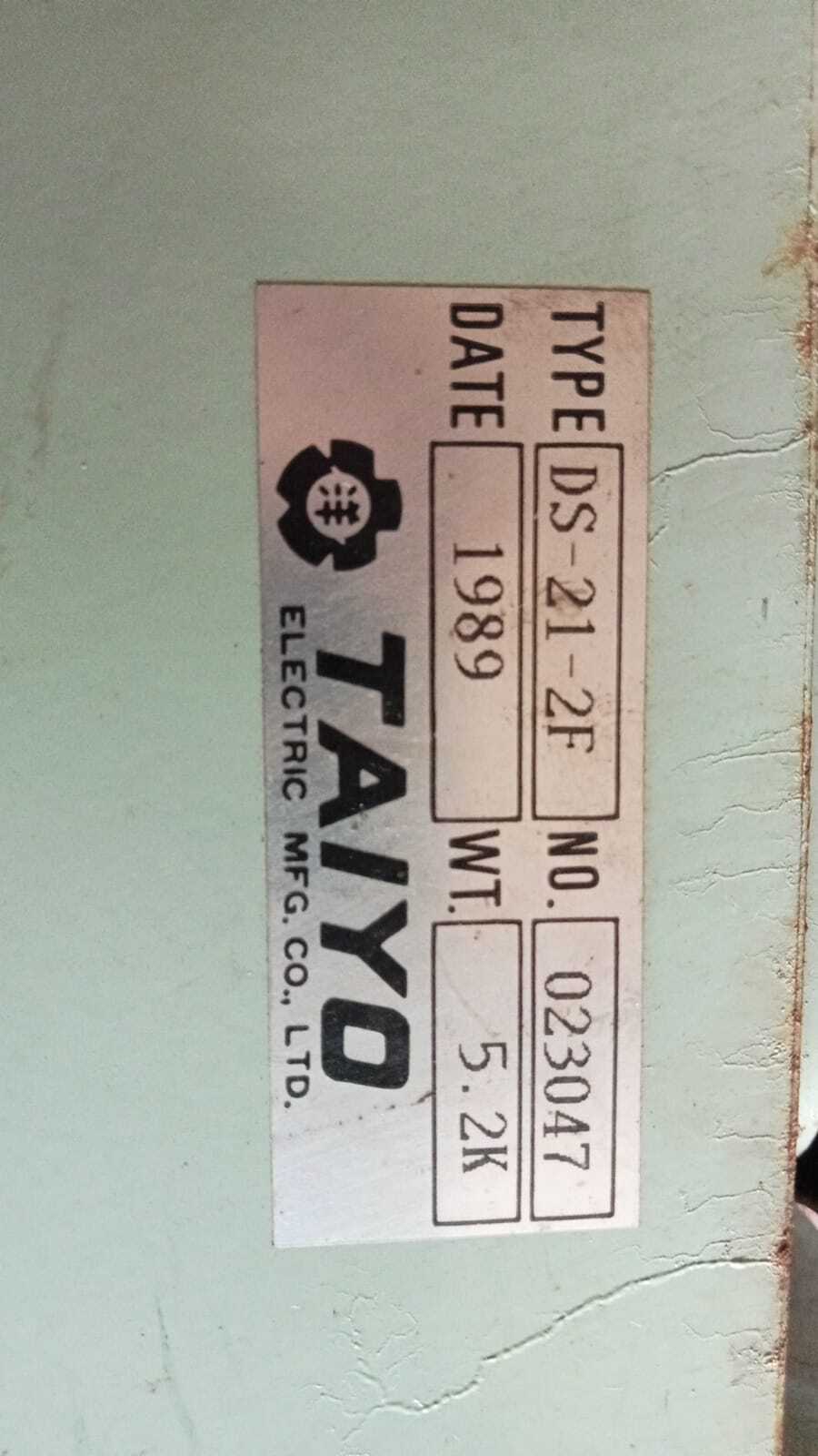 Taiyo Ds-21-2f Automatic Voltage Regulator