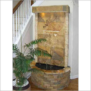 इनडोर जलप्रपात