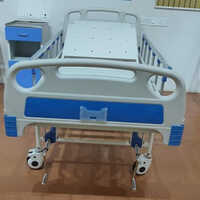 Hospital Adjustable Bed - Material: Metal