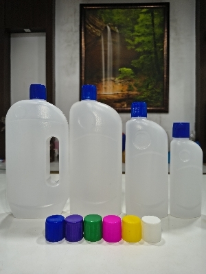 FLOOR CLEANER BOTTLE - Plastic Material, Various Sizes, White Color | Screw Cap Design for Enhanced Sealing in Commercial Applications