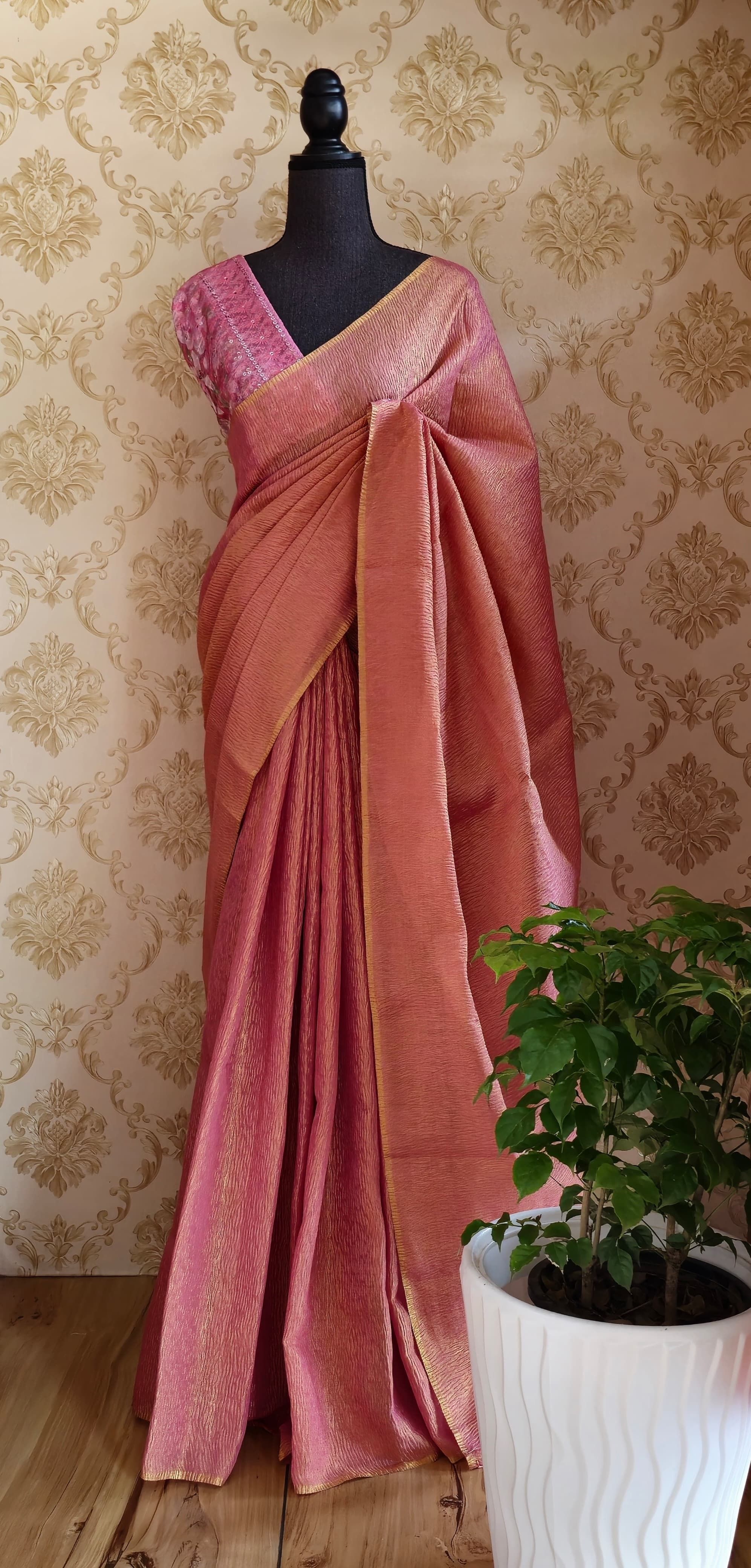 crush tissue sarees