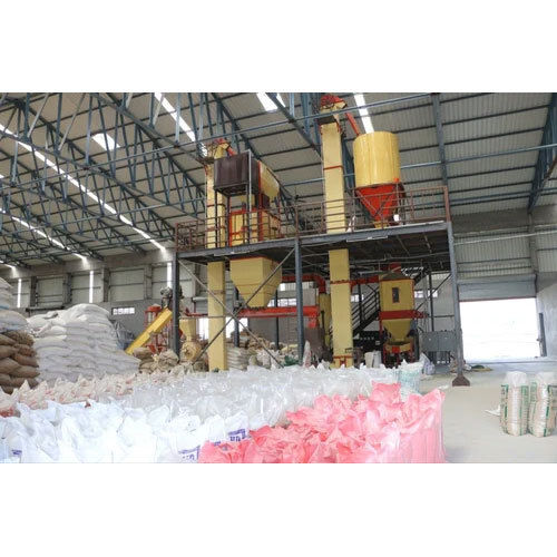 Mild Steel Automatic Cattle Poultry Feed Plant