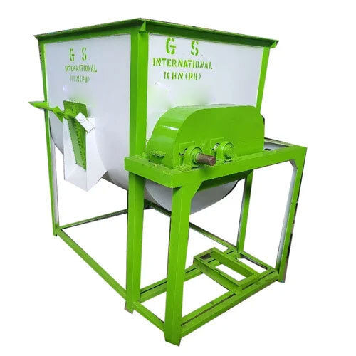 Cattle Feed Mixer Machine - Color: Green