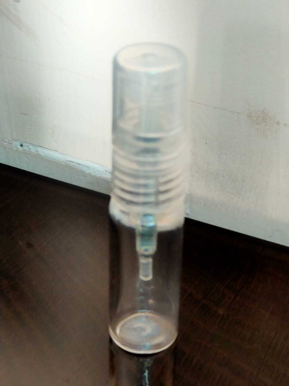 5ml Spray Bottle - Capacity: 5 Milliliter (Ml)