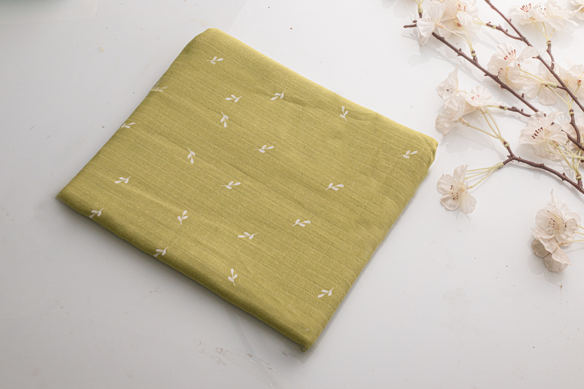 Dyed Print Muslin Fabric - Attributes: Light In Weight