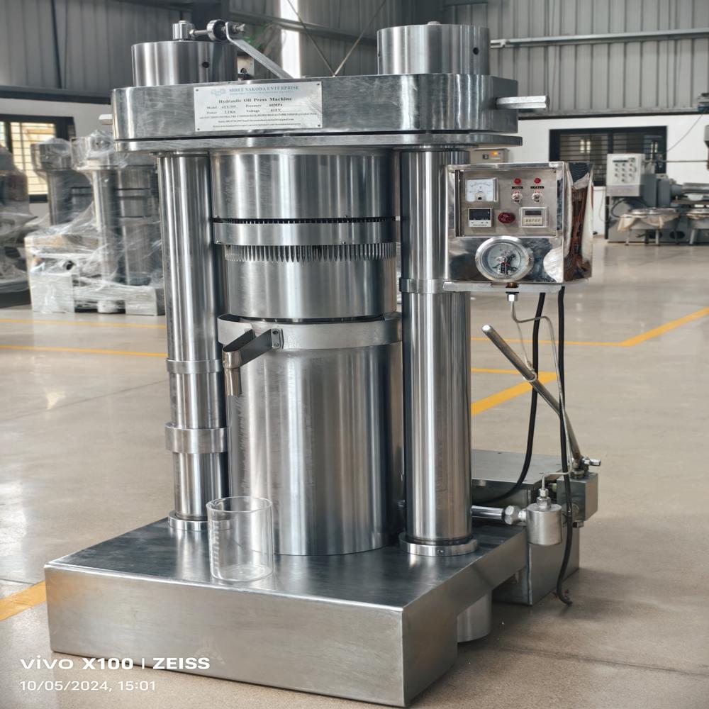 HEMP SEED  COLD PRESS OIL MACHINE