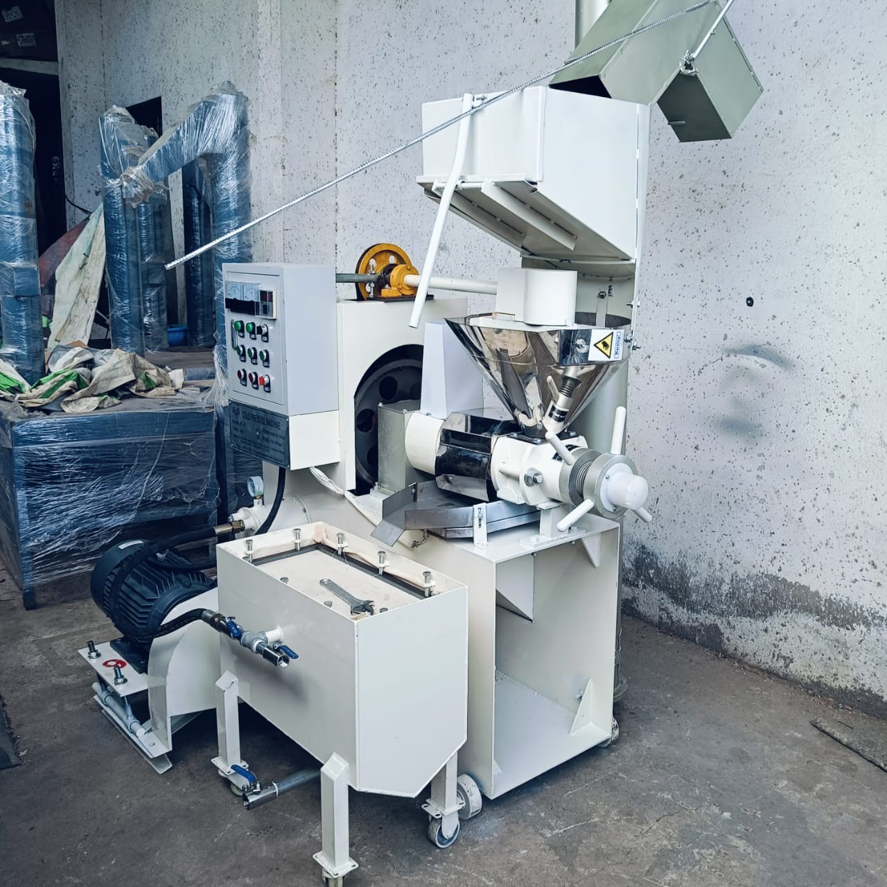 Mini Oil Press Expeller Machine - Automatic Grade: Automatic