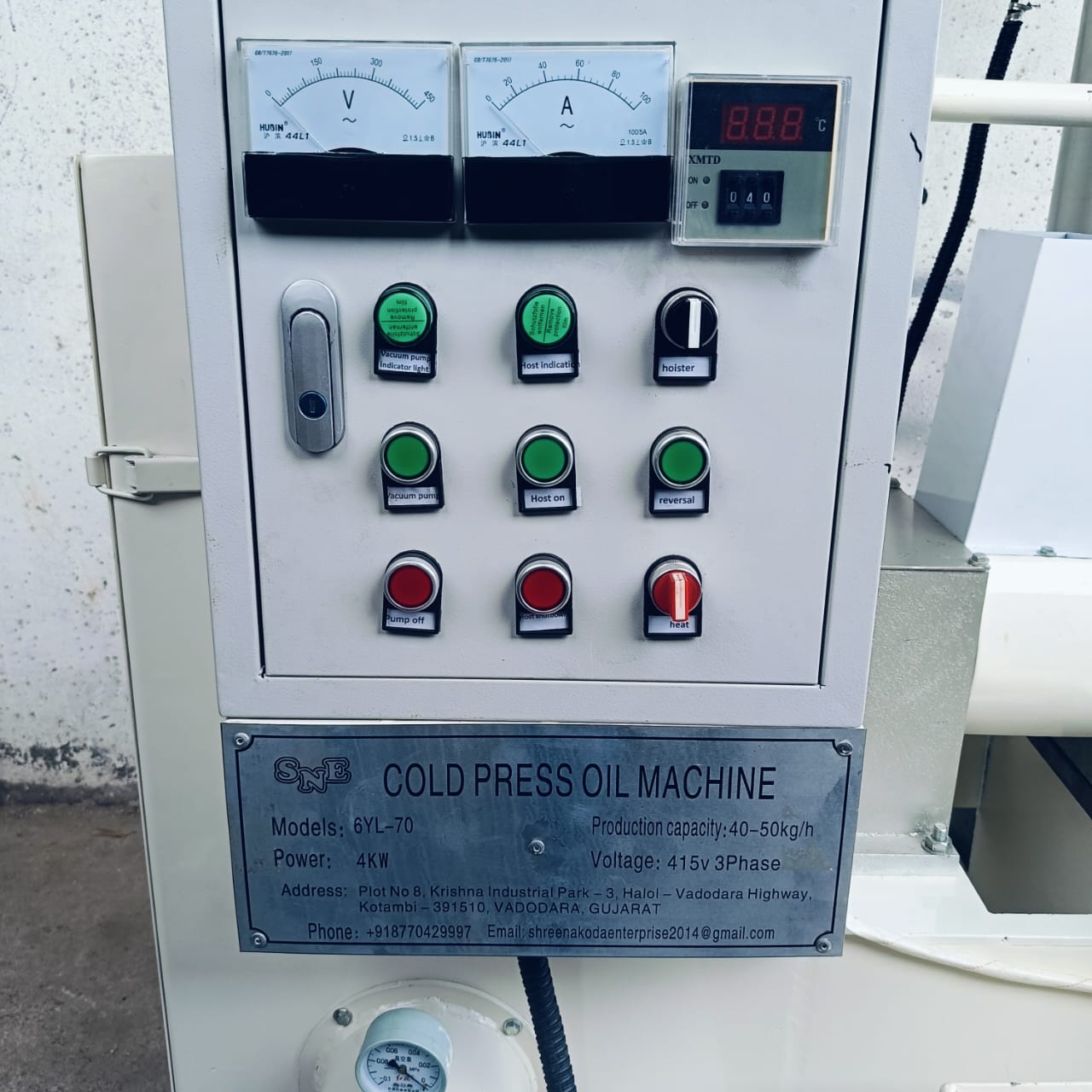 Mini Oil Press Expeller Machine - Automatic Grade: Automatic