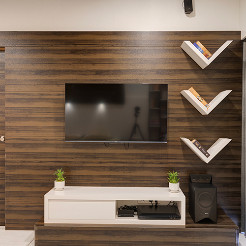 Modular Tv Cabinet - Finishing: Polished