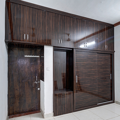 Brown Designer Wooden Wardrobe