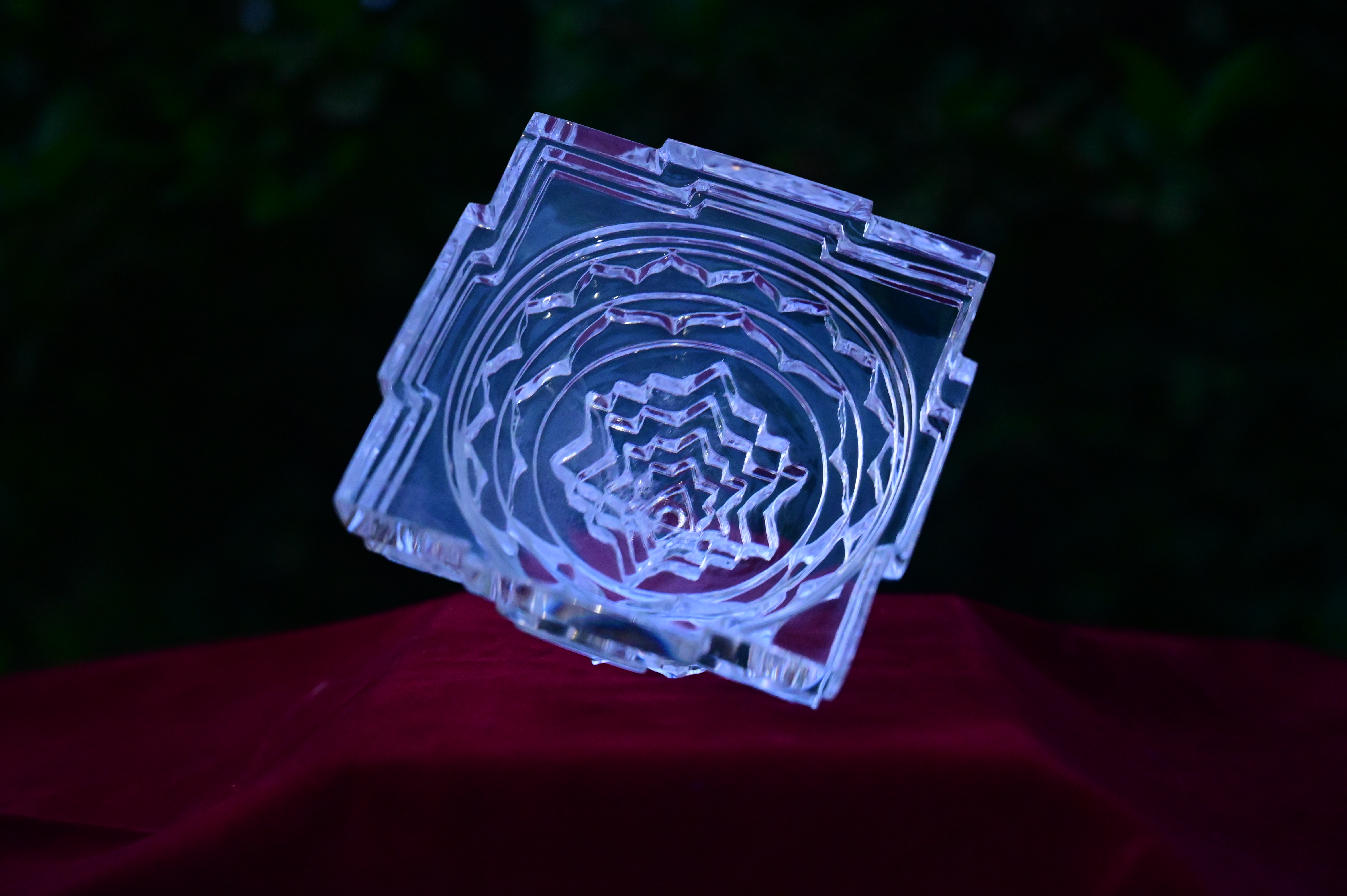 Natural Himachal Crystal Shree Yantra - 1 Foot Size, Eco-friendly, Scratch Resistant, Easy To Clean, Moisture Proof, Non Toxic, Washable, Temple Pooja Blessing For Lakshmi And Wealth Increase