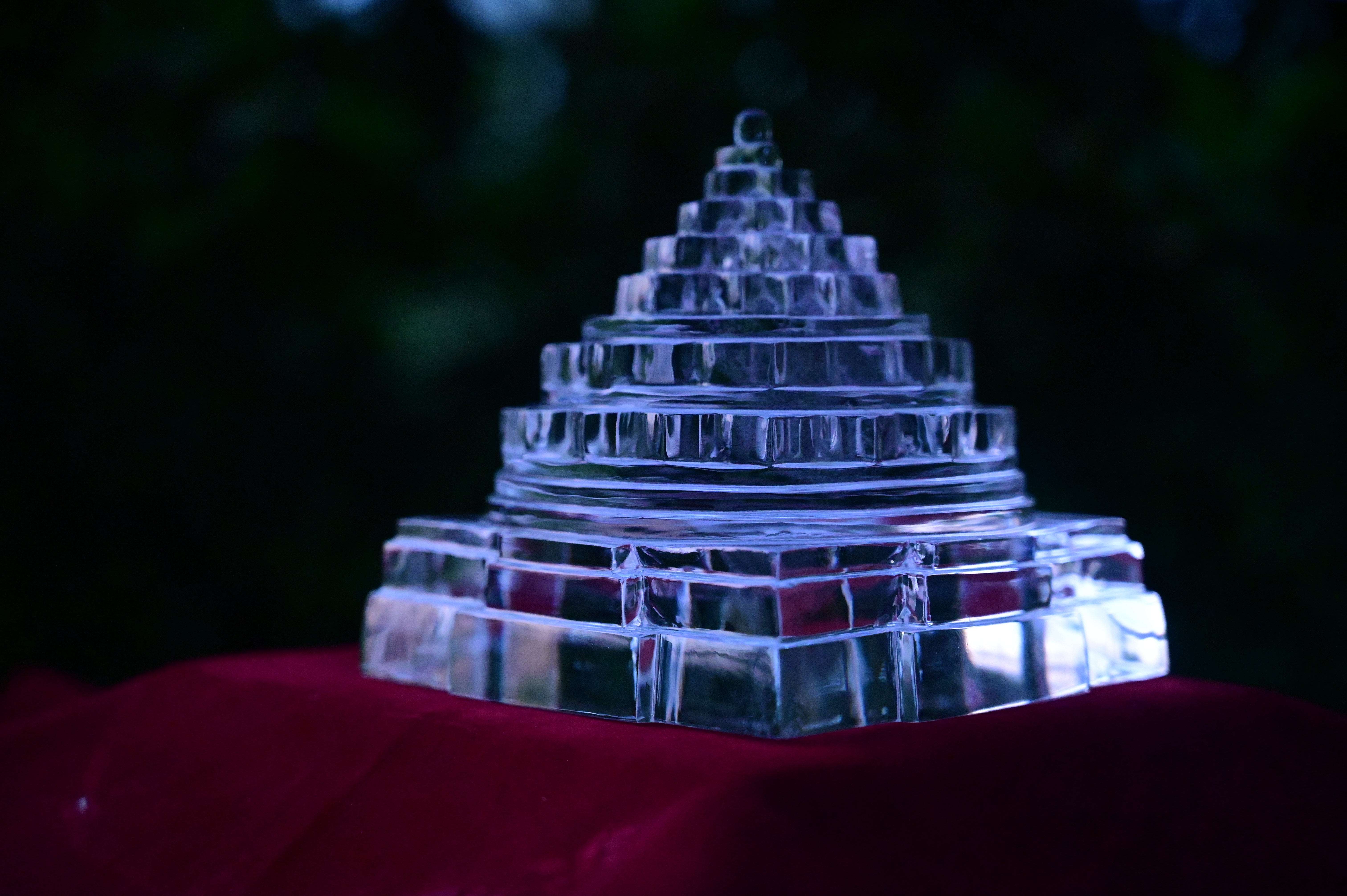 Natural Himachal Crystal Shree Yantra - 1 Foot Size, Eco-friendly, Scratch Resistant, Easy To Clean, Moisture Proof, Non Toxic, Washable, Temple Pooja Blessing For Lakshmi And Wealth Increase