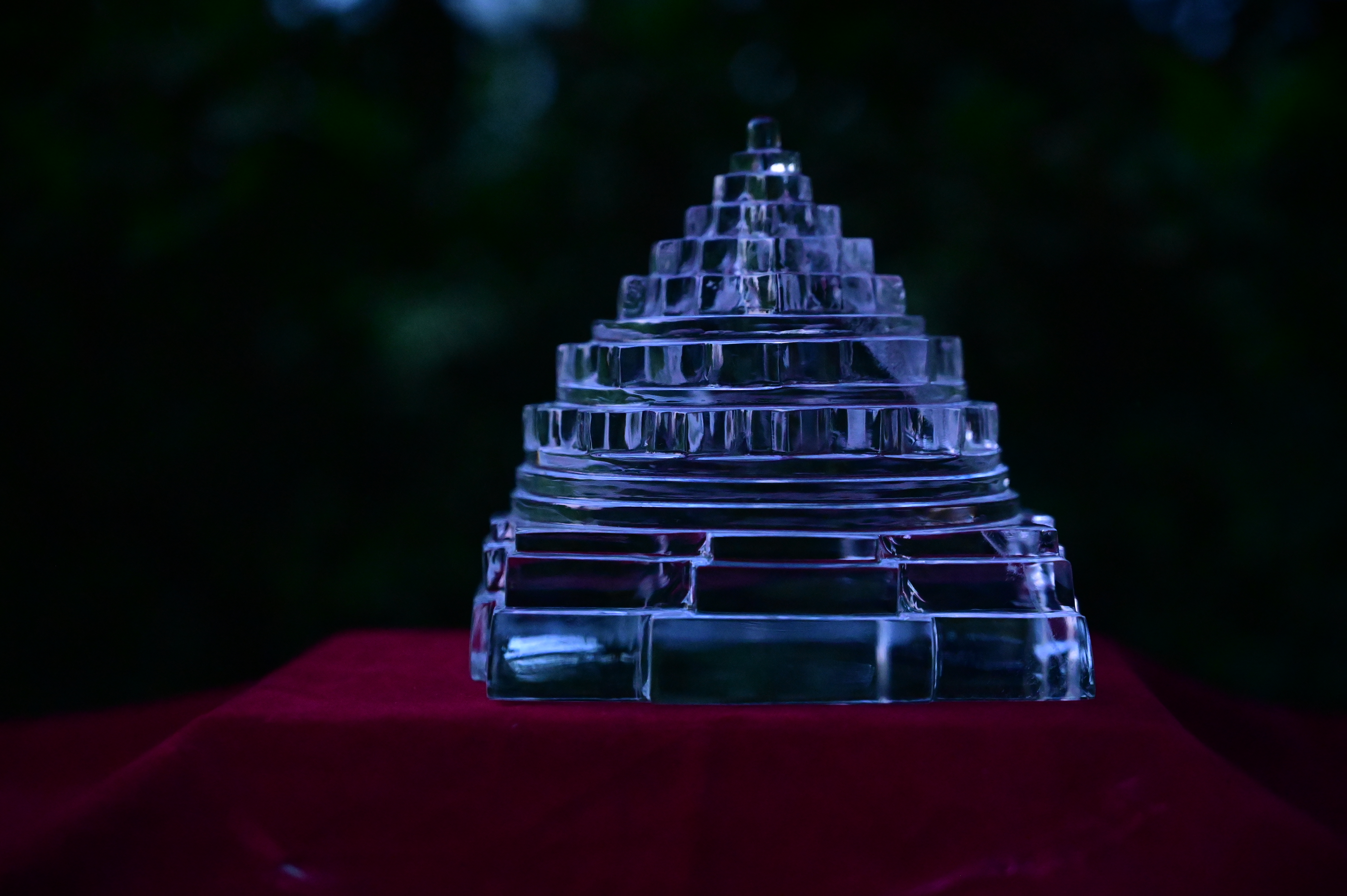 Natural Himachal Crystal Shree Yantra - 1 Foot Size, Eco-friendly, Scratch Resistant, Easy To Clean, Moisture Proof, Non Toxic, Washable, Temple Pooja Blessing For Lakshmi And Wealth Increase