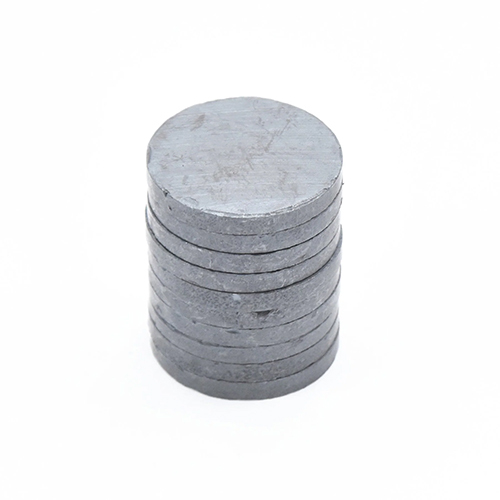 25 x 4mm Ferrite Disc Magnets