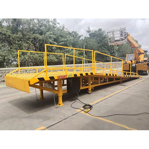 Vedant Yard Loading Ramps - Size: Standard