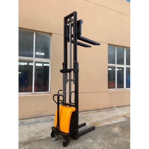 Electric Pallet Stackers - 220-240V Strong Electric Power Source, Black & Yellow Color | Industrial Usage, 1 Year Warranty, New Condition