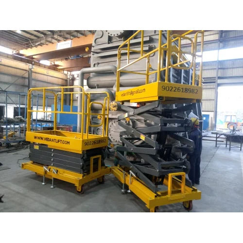 VEDANT Aerial Scissor Lift