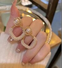 CherryBox White Pearl Classic Crystal Stud