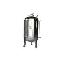 Liquid Mixing Tank - Color: Silver