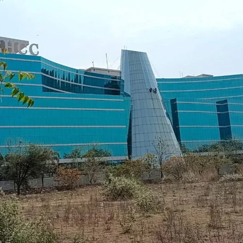 Commercial Building Glass Facade Cleaning Services