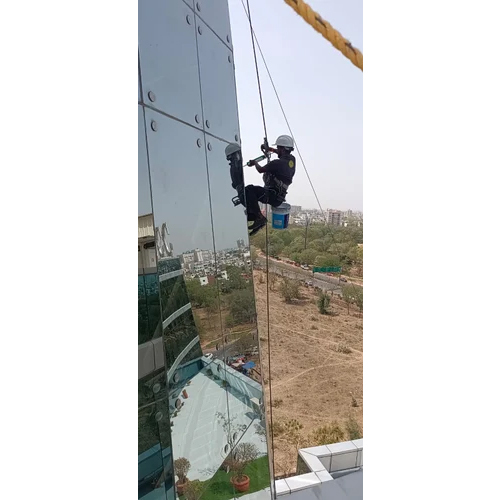 Heavy Building Glass Facade Cleaning Services