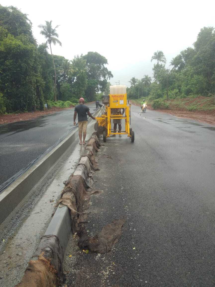 Kerb Cutter Machine