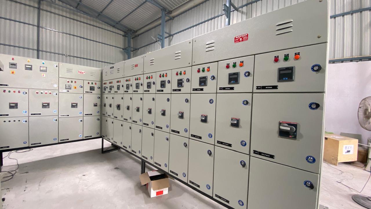 LT Panel