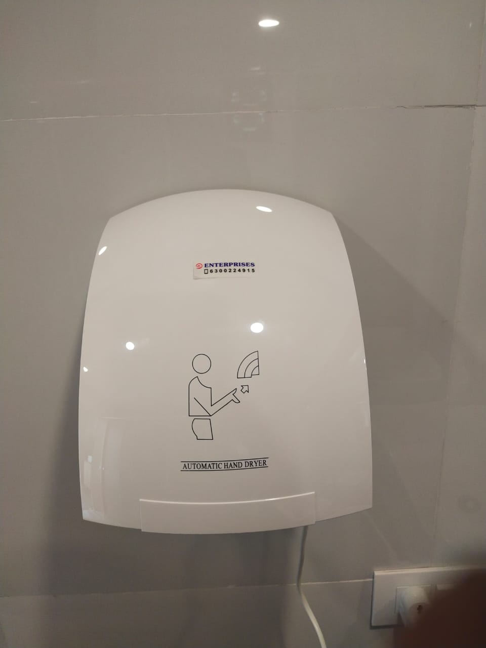 Automatic Hand Dryer - White Finish | 1-year Warranty, Energy Efficient