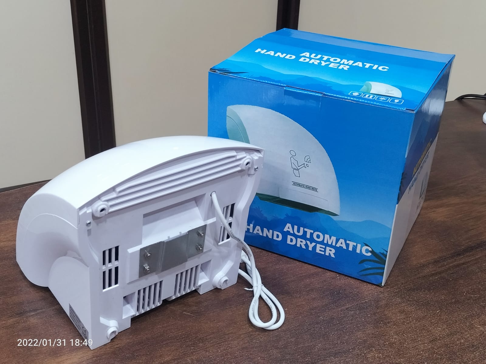 Automatic Hand Dryer - White Finish | 1-year Warranty, Energy Efficient